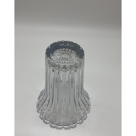 Crystal Glass Vase Fluted Ribbed 8.5" Tall Modern Elegant Centerpiece Vintage - Picture 6 of 8